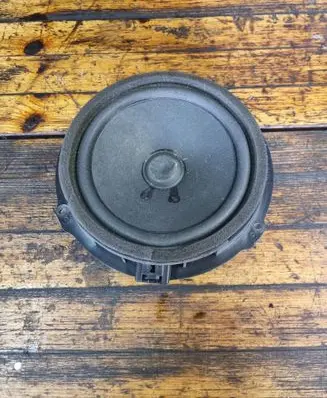 Ford Focus Front door speaker AA6T18808AA