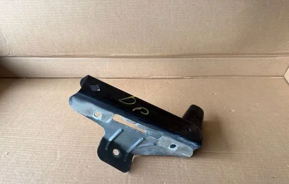 Renault Trafic II (X83) Fender mounting bracket 8200523291 93856373