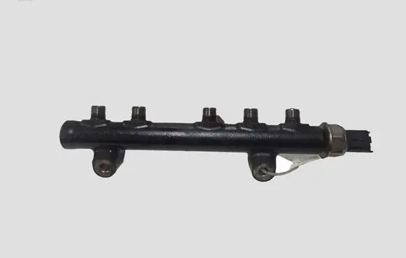 Volvo V40 Fuel main line pipe 968529758002