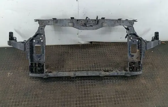 Hyundai i40 Radiator support slam panel 