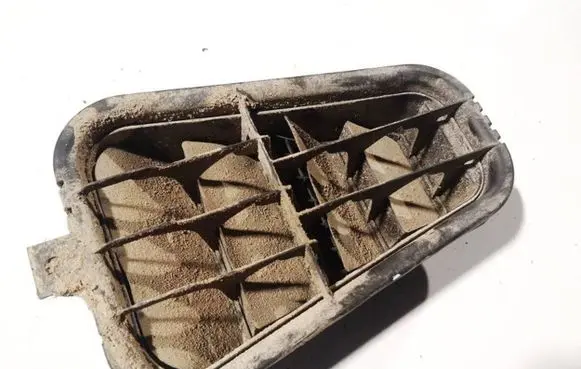 Audi A4 S4 B7 8E 8H Air intake duct part