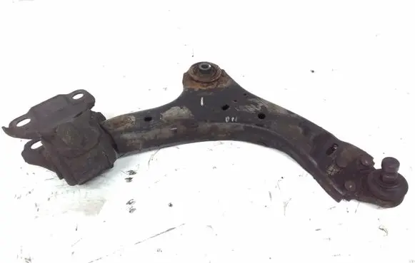 Volvo XC70 Front lower control arm/wishbone