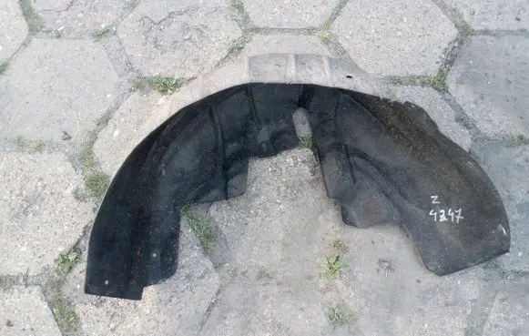Volkswagen Golf VII Rear arch fender liner splash guards 5G9810971A