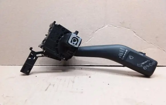 Skoda Octavia Mk2 (1Z) Wiper control stalk 1K0953519H