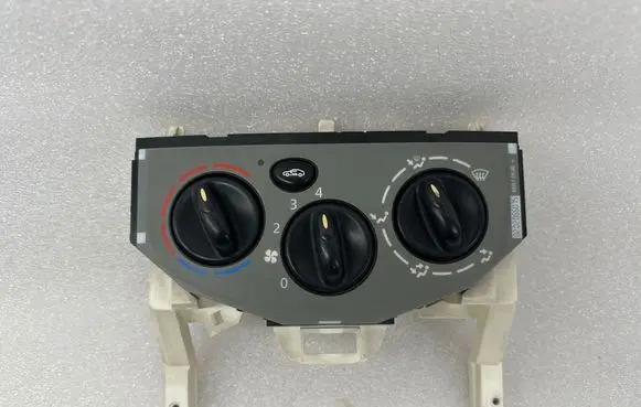Opel Vivaro Climate control unit W964383F 13H17