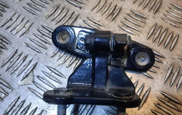 Mercedes-Benz E W212 Rear door upper hinge