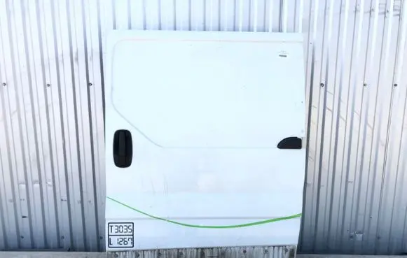 Renault Trafic II (X83) Rear door