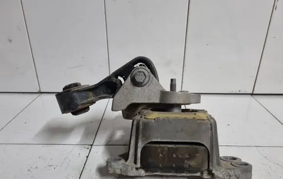 Toyota Proace Engine mount bracket 1440012280 86945E01