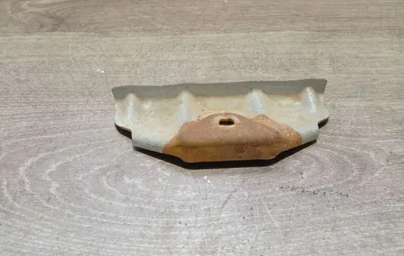 Volvo XC90 Battery bracket 