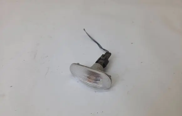 Saab 9-3 Ver2 Front fender indicator light 12777318