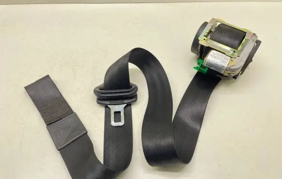 Audi A3 S3 8L Front seatbelt 8L3857706C