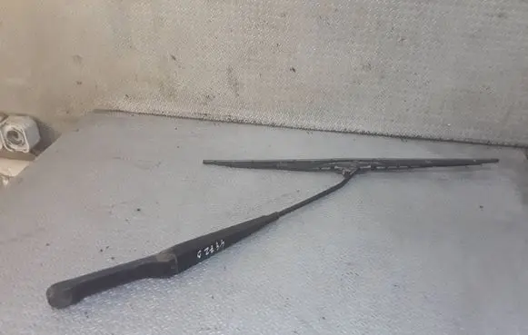 Mercedes-Benz ML W163 Windshield/front glass wiper blade 