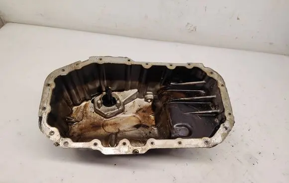 Volkswagen Golf Plus Oil sump 03C103603T