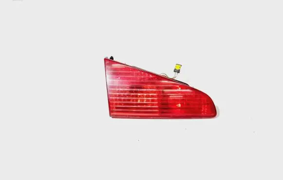 Peugeot 607 Tailgate rear/tail lights 2543G