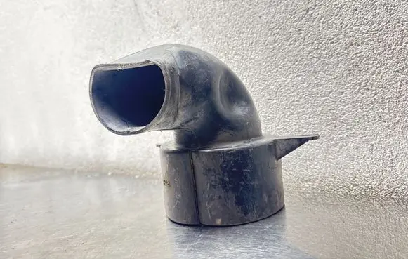 Opel Frontera B Air intake hose/pipe