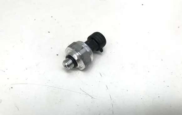 Volvo EX30 Air conditioning (A/C) pressure sensor 31CP1101 05D23CZ3