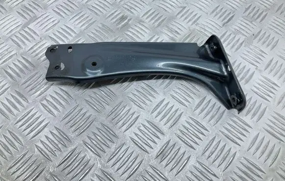 Skoda Octavia Mk3 (5E) Fender mounting bracket 5E0821142A