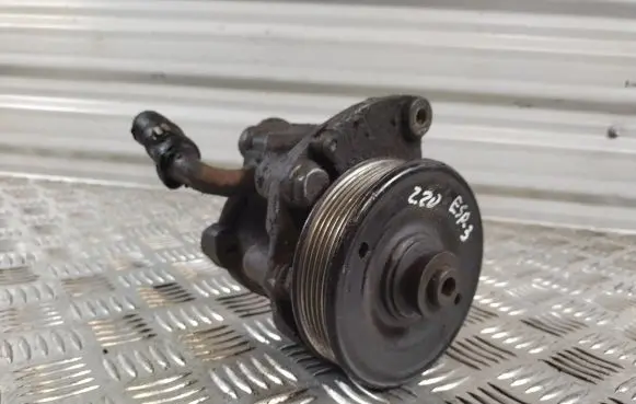 Renault Espace III Power steering pump