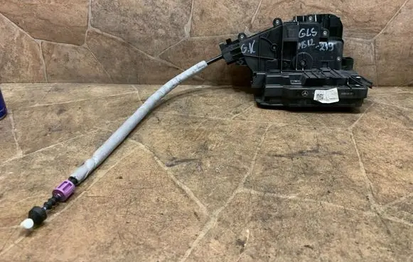 Mercedes-Benz GLS X166 Rear door lock A0997301301