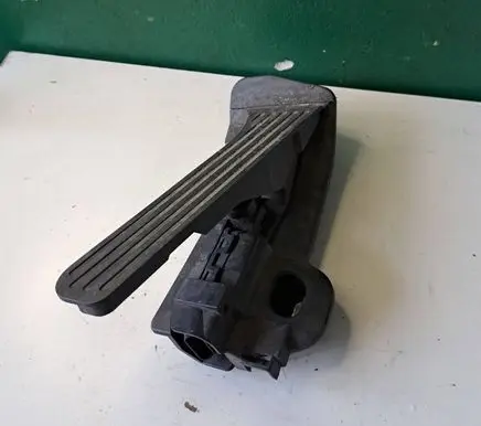 Skoda Superb B6 (3T) Accelerator throttle pedal 1K2723503M 6PV00874501