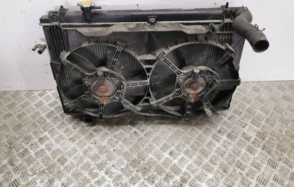 Nissan 350Z Radiator set 