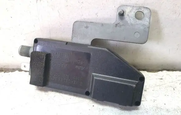 Mercedes-Benz ML W163 Aerial antenna amplifier A1638200089