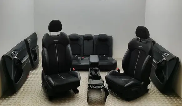 KIA Xceed Interior set 83301J7842 82332J7010
