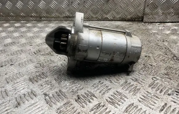 Toyota Avensis T270 Starter motor 281000R010