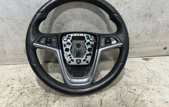 Opel Insignia A Steering wheel 13316540