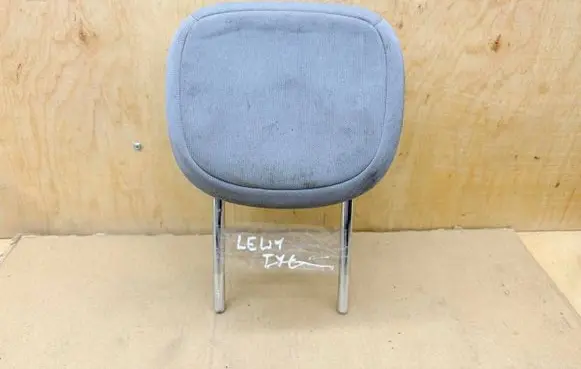 Fiat 500L Rear seat headrest AM37