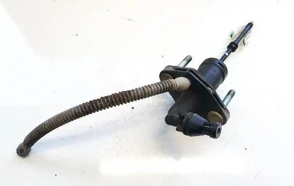 Opel Insignia A Clutch master cylinder 55561916