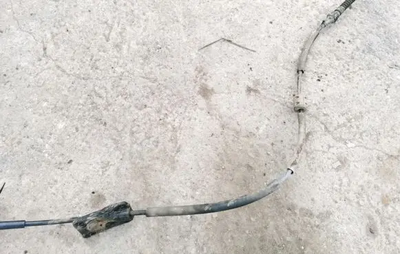 Dodge Neon Gear shift cable linkage