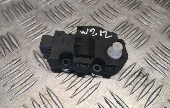Mercedes-Benz E W212 Intake manifold valve actuator/motor A2218200042 2218200042