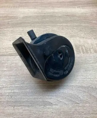 BMW 5 E60 E61 Horn signal 6935987