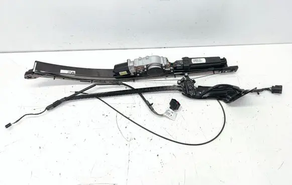 Dodge Grand Caravan Sliding door motor assembly 68079909AB 68060499AHA 5913297AC