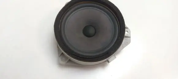 Subaru Legacy Front door speaker 86301AG010 M8416