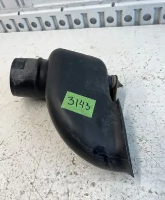 Iveco Daily 3rd gen Air intake hose/pipe 500325384