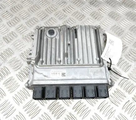 BMW 5 G30 G31 Engine control unit/module 0281035549 8476035