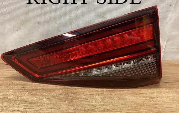 Cupra Ateca Tailgate rear/tail lights 575945308G