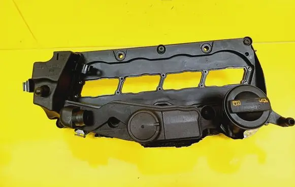 Volkswagen PASSAT B6 Rocker cam cover 03L103469