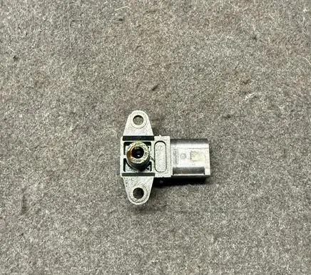 BMW 4 F32 F33 Air pressure sensor 8617097