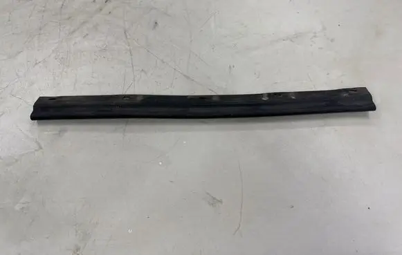 Volkswagen Golf VII Engine compartment rubber 5G0823709A