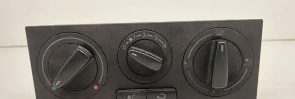 Volkswagen Golf IV Climate control unit 1J0820045F 657837L11 901511210000