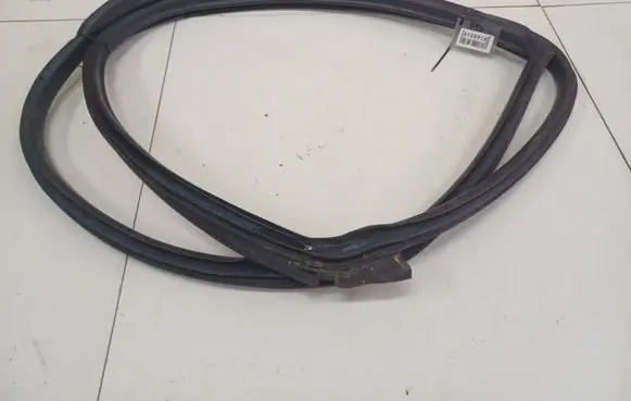 Mini One - Cooper R50 - 53 Rubber seal front coupe door 