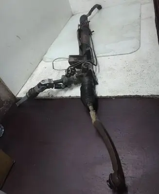 Volvo V70 Steering rack 