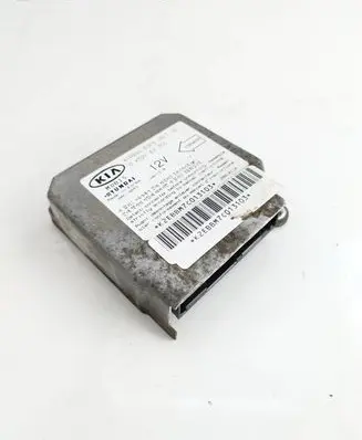KIA Sedona Airbag control unit/module 0K52Y677F0 28010110 K2EBBM7C013103
