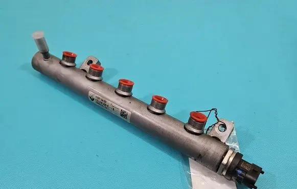 Fuel main line pipe