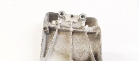 BMW 5 E60 E61 Engine mounting bracket