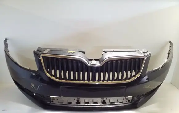 Skoda Octavia Mk3 (5E) Front bumper 5E0807221