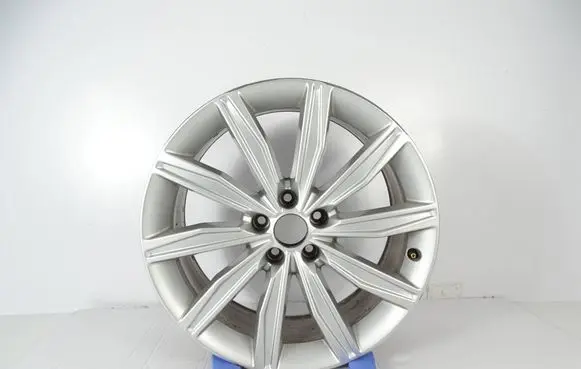 Audi A6 S6 C8 4K Original wheel cap 4K0601025G